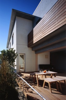 East Terrace   East Terrace